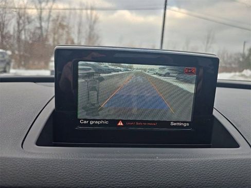 Used 2018 Audi Q3 2.0T Premium w/ Convenience Package image 17