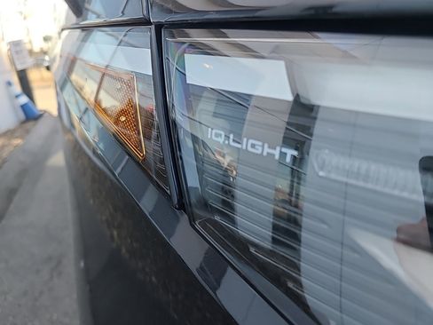 New 2025 Volkswagen ID. Buzz Pro S image 7