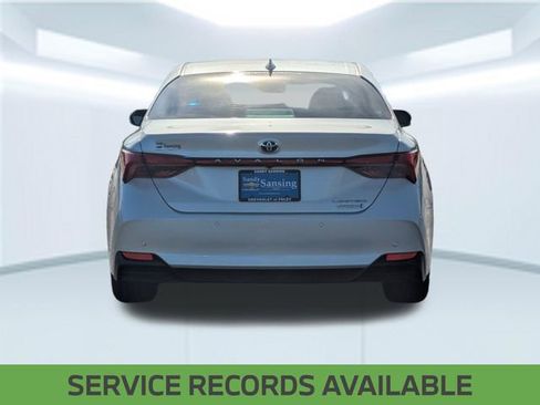 Used 2021 Toyota Avalon Limited w/ Advanced Safety Package FWD image 4