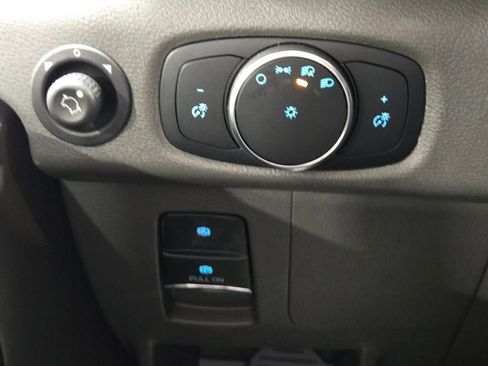 New 2026 Ford Transit 250 148 Medium Roof image 21