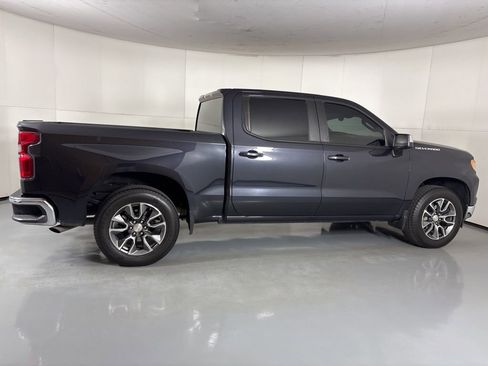 Used 2022 Chevrolet Silverado 1500 LT w/ Protection Package image 11