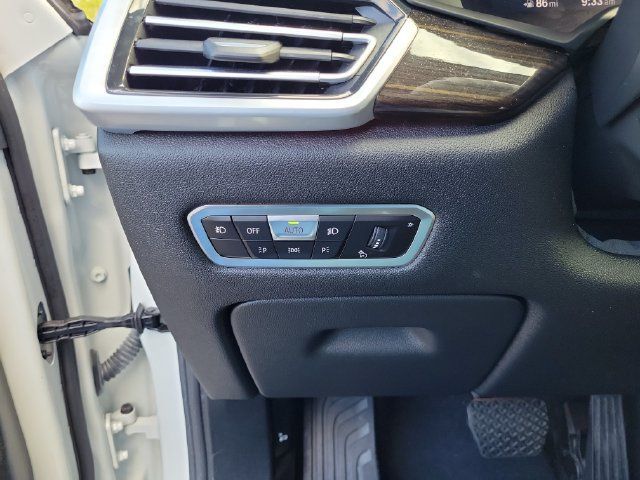 Used 2021 BMW X5 xDrive40i w/ Premium Package 2 AWD/4WD image 22