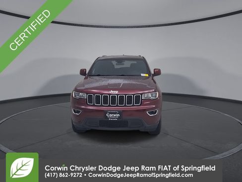 Used 2018 Jeep Grand Cherokee Laredo AWD/4WD image 5