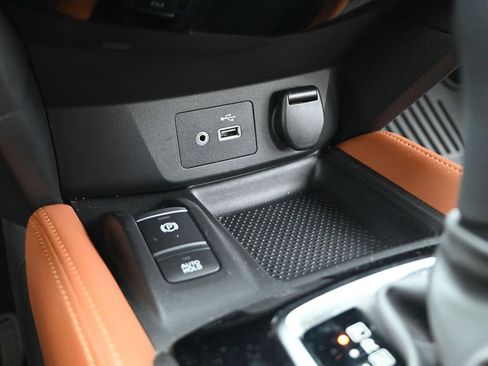 Used 2018 Nissan Rogue SL w/ Premium Package image 20