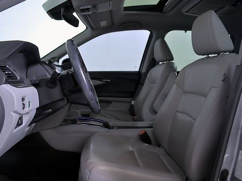 Used 2022 Honda Pilot Touring image 15