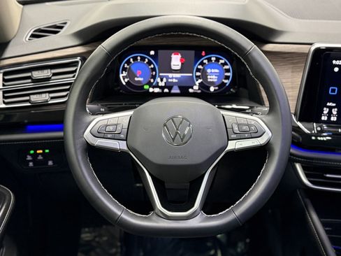 Used 2025 Volkswagen Atlas SEL image 20