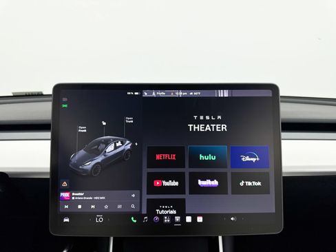 Used 2021 Tesla Model Y Long Range AWD/4WD image 6