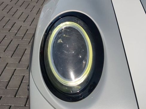 Used 2022 MINI Cooper S w/ Driver Assistance Package image 11