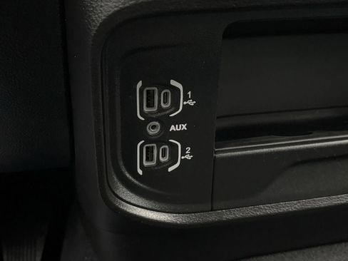 Used 2024 RAM 2500 Big Horn image 23