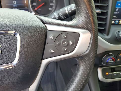 Used 2023 GMC Acadia SLE w/ Driver Convenience Package image 21