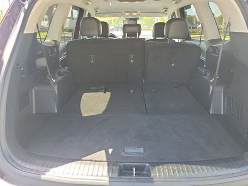 Used 2021 Kia Telluride LX FWD image 6
