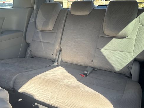Used 2015 Honda Odyssey EX image 10