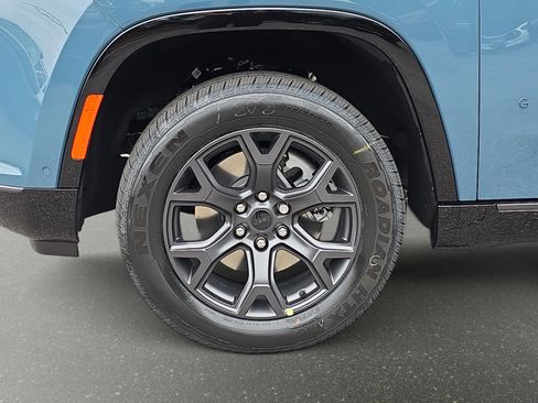 New 2026 Jeep Grand Wagoneer Limited AWD/4WD image 30