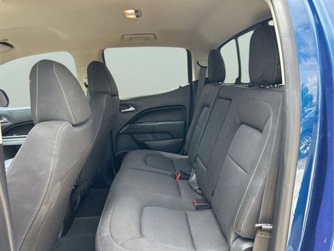 Used 2019 Chevrolet Colorado LT w/ LT Convenience Package RWD image 10