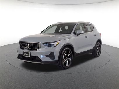 Certified 2025 Volvo XC40 B5 Core