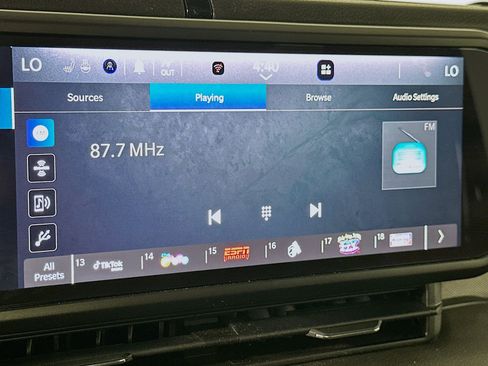Used 2024 Jeep Wrangler Unlimited AWD/4WD image 21