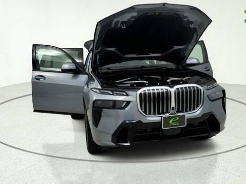 Used 2026 BMW X7 xDrive40i AWD/4WD image 10