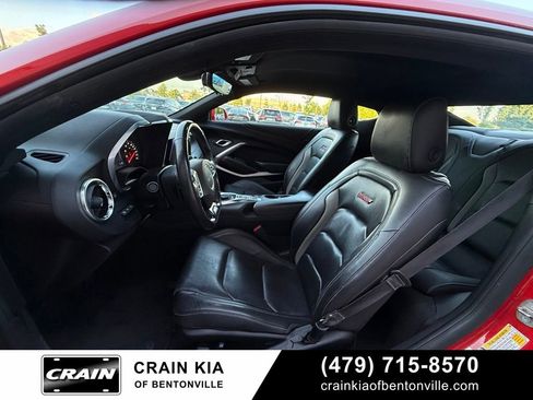 Used 2020 Chevrolet Camaro SS RWD image 20