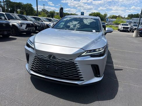 Used 2023 Lexus RX 350 Premium w/ Cold Area Package AWD/4WD image 4