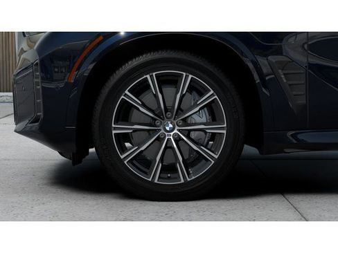 New 2026 BMW X5 xDrive50e w/ M Sport Package AWD/4WD image 21