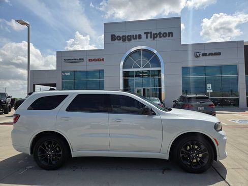 Used 2021 Dodge Durango GT w/ Blacktop Package RWD image 2