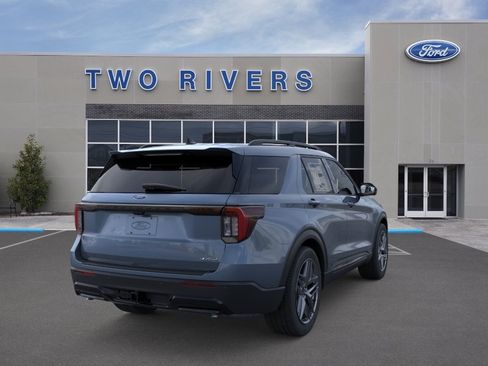New 2026 Ford Explorer ST-Line w/ ST-Line Street Pack AWD/4WD image 8