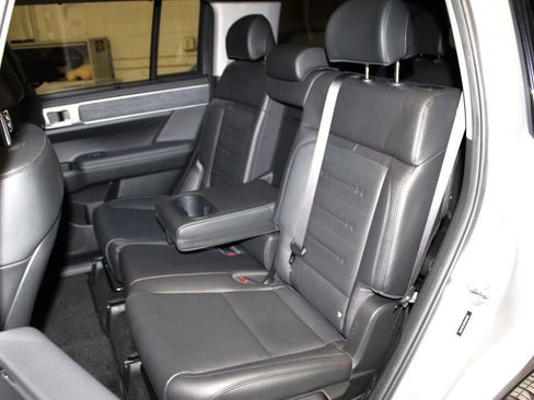 Used 2024 Hyundai Santa Fe Limited image 32