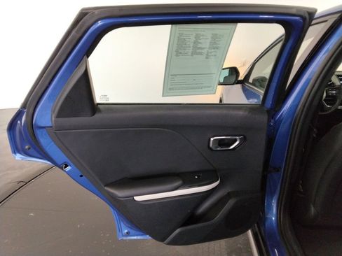 Used 2025 Kia K4 GT-Line w/ GT-Line Premium Package image 37