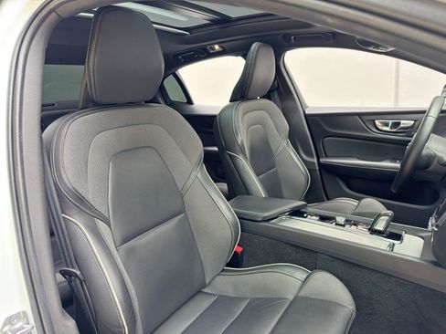 Used 2022 Volvo S60 B5 R-Design w/ Climate Package FWD image 37