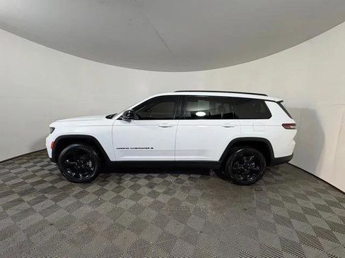 Certified 2023 Jeep Grand Cherokee L Laredo AWD/4WD image 4