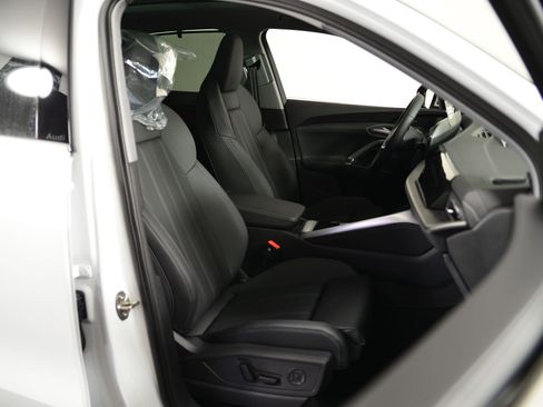 New 2025 Audi Q5 Premium Plus image 16