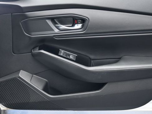 Used 2023 Honda Accord Touring image 30