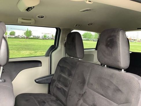 Used 2017 Dodge Grand Caravan SE w/ Power Window Group FWD image 21