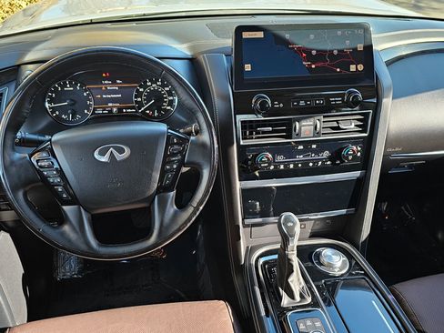 Used 2022 INFINITI QX80 Sensory w/ All-Season Package image 24