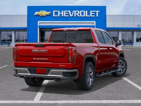 New 2026 GMC Sierra 1500 SLT image 4