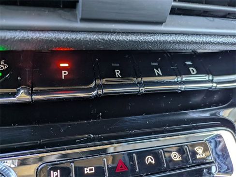 Used 2024 Lincoln Corsair AWD image 16