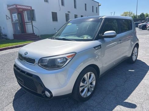 Used 2016 Kia Soul + w/ Primo Package FWD image 8