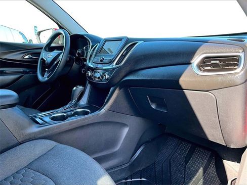 Used 2019 Chevrolet Equinox LT w/ LPO, Floor Liner Package image 13