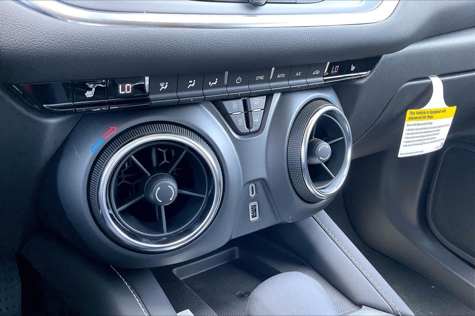 New 2026 Chevrolet Blazer LT w/ Convenience Package FWD image 19
