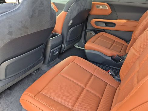 New 2027 Kia Telluride SX Prestige AWD/4WD image 12
