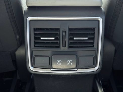 Used 2024 Subaru Forester Premium AWD/4WD image 25