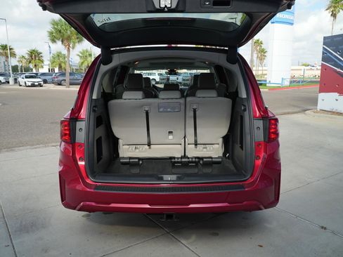 Used 2026 Honda Odyssey EX-L image 7