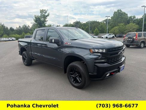 Used 2021 Chevrolet Silverado 1500 LT Trail Boss w/ Convenience Package II AWD/4WD image 1