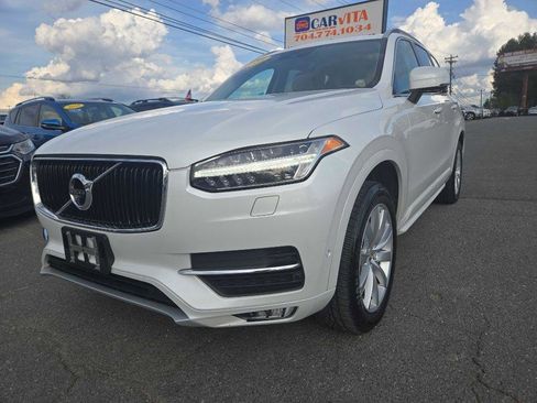 Used 2018 Volvo XC90 T6 Momentum w/ Convenience Package image 1