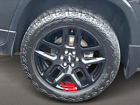 Used 2019 Chevrolet Traverse Premier image 36