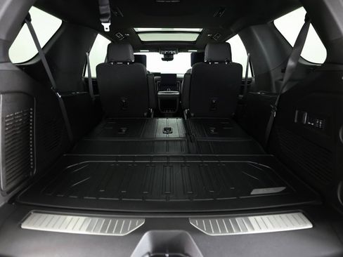 Used 2026 GMC Yukon AT4 Ultimate w/ LPO, Floor Liner Package image 15