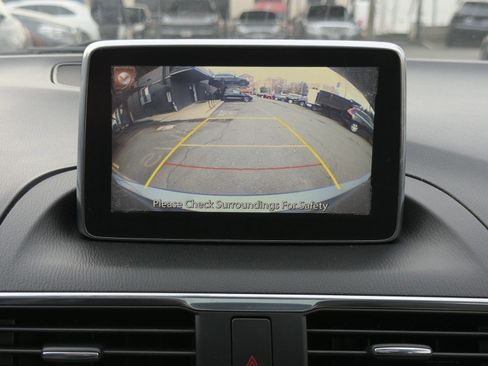 Used 2016 MAZDA MAZDA3 s Touring image 22