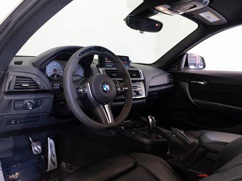 Used 2017 BMW M2 image 21