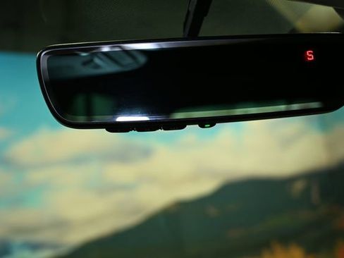 Used 2021 Subaru Forester Touring w/ Popular Package #2 image 46