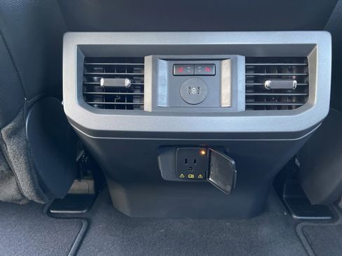 New 2026 Ford F250 Lariat w/ FX4 Off-Road Package image 38